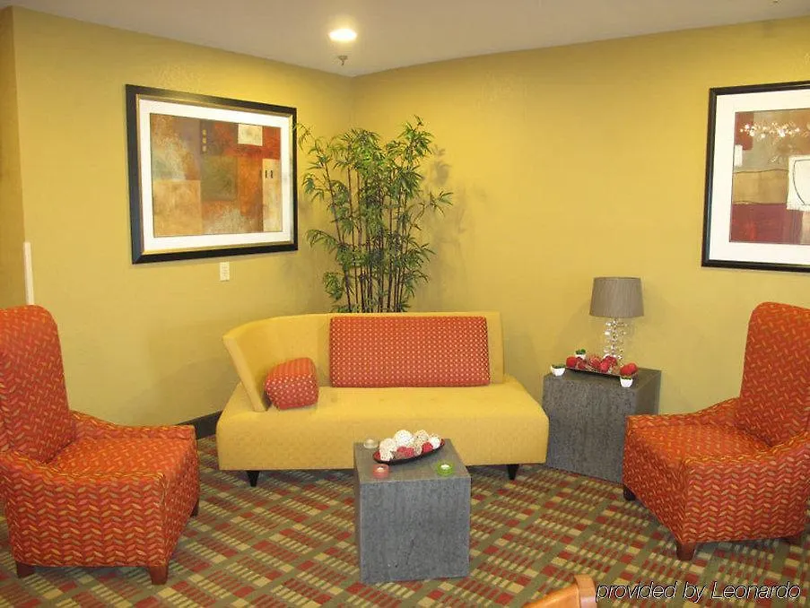 La Quinta By Wyndham Columbus West - Hilliard Hotel 3*,